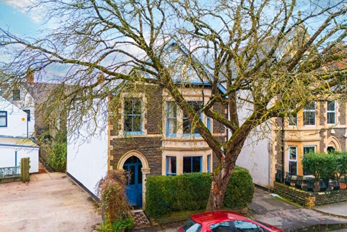 4 Bedroom Detached House For Sale In Bangor Street, Roath, CF24