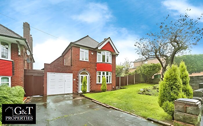 3 Bedroom Detached House To Rent In Darbys Hill Road, Tividale, Oldbury, B69