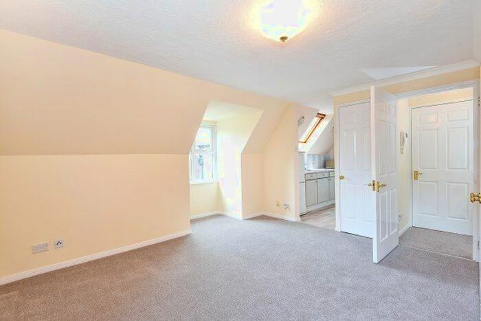 Studio To Rent In Ashfield Lane, Chislehurst, BR7