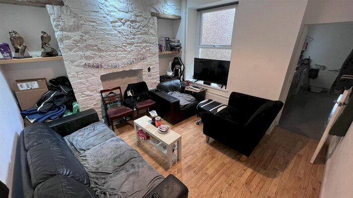 4 Bedroom Property To Rent In Catherine Street, Swansea, SA1