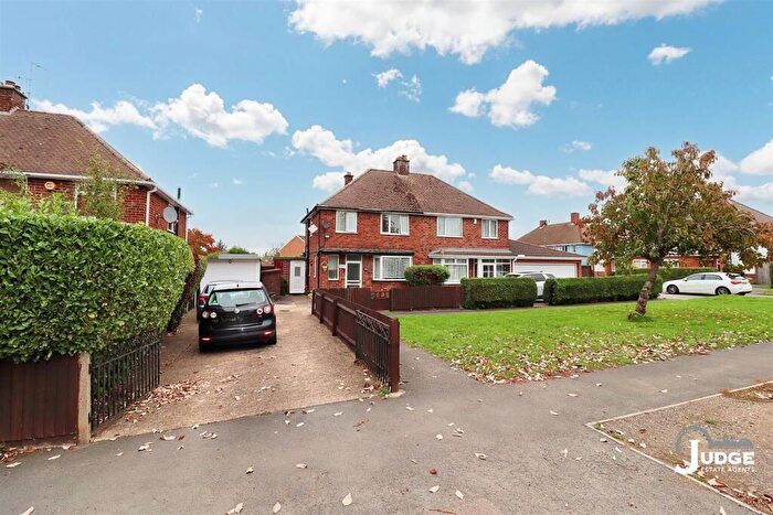 3 Bedroom Semi-Detached House For Sale In Dominion Road, Glenfield, Leicester, LE3