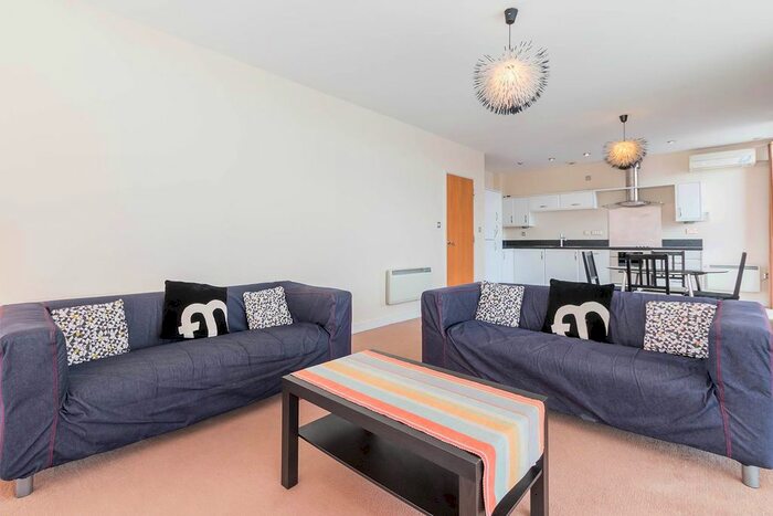 2 Bedroom Flat To Rent In The Orb, Carver Street, B1