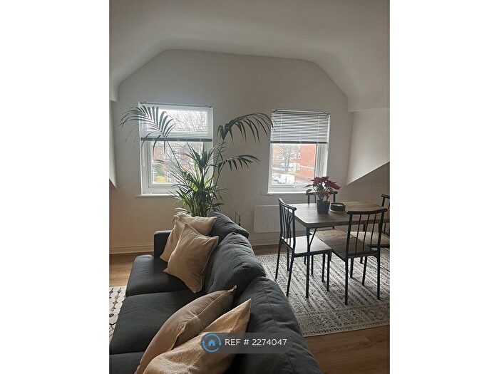 1 Bedroom Flat To Rent In Market Street, Wirral, CH47