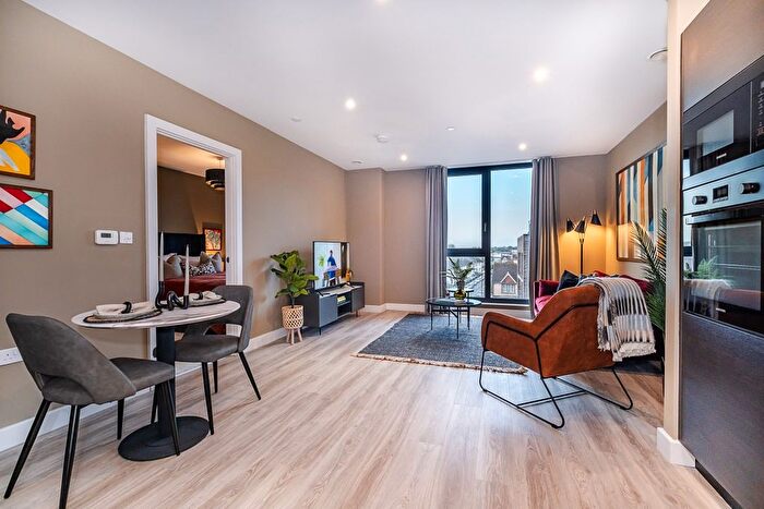 1 Bedroom Flat To Rent In Hove Central, Boulevard Place Hove, BN3