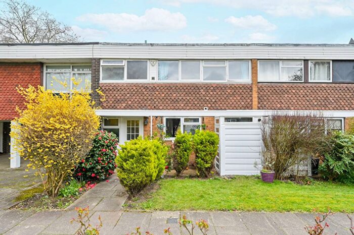 3 Bedroom Property To Rent In Heronsforde, Ealing, London, W13