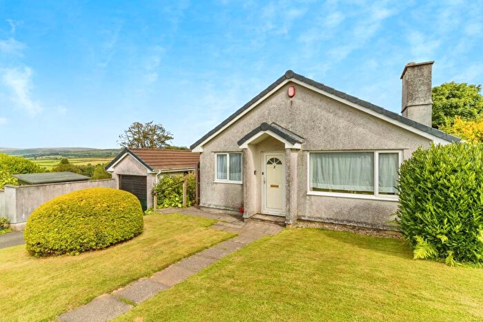 3 Bedroom Bungalow For Sale In Grange Road, Yelverton, Devon, PL20