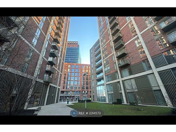 2 Bedroom Flat To Rent In Block B, Salford, M5