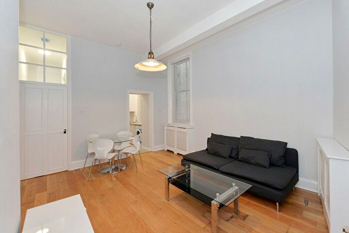 1 Bedroom Flat To Rent In New Kings Road, Fulham, SW6