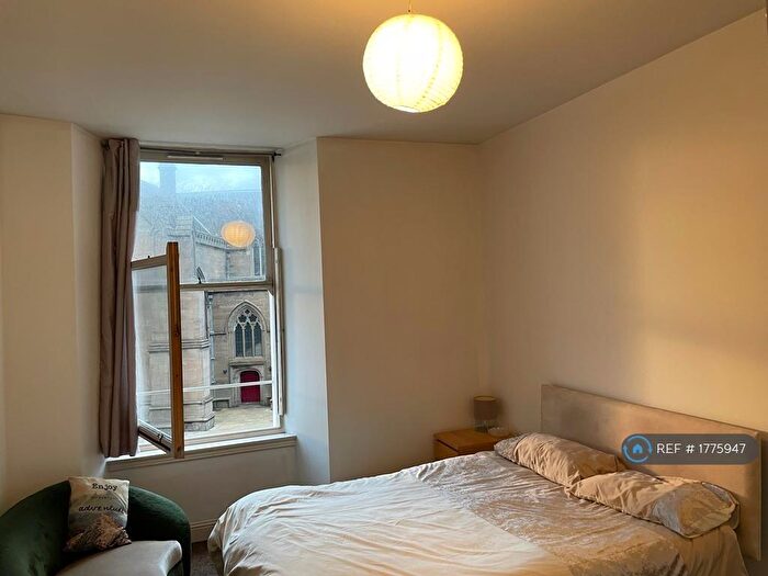 2 Bedroom Flat To Rent In Royal Apartments, Dundee, DD1