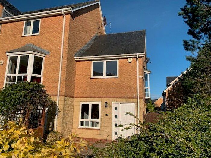 2 Bedroom Property To Rent In Pierhead View, Penarth, CF64