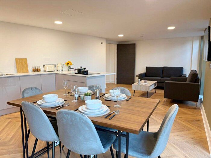 5 Bedroom Apartment To Rent In Oldham Street, Oldham Place, Liverpool, L1