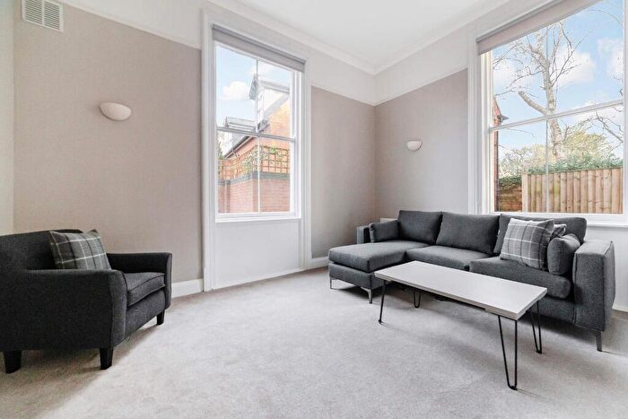 1 Bedroom Flat To Rent In Pelham Crescent, Nottingham, Nottinghamshire, NG7