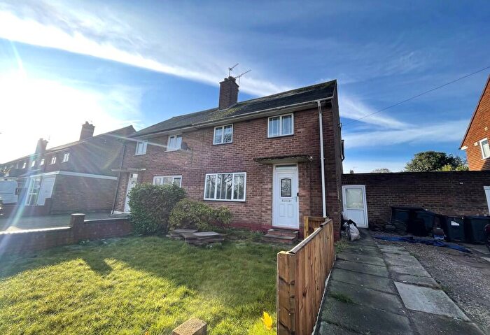 3 Bedroom Semi-Detached House To Rent In Hillstone Road, Birmingham, West Midlands, B34