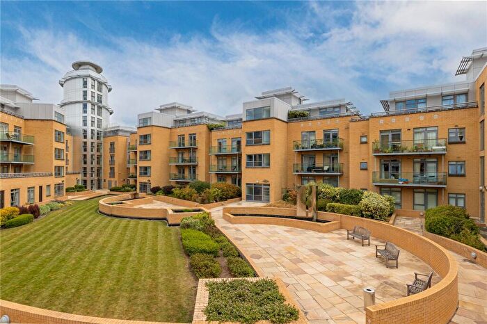 3 Bedroom Penthouse For Sale In Homerton Street, Cambridge, Cambridgeshire, CB2