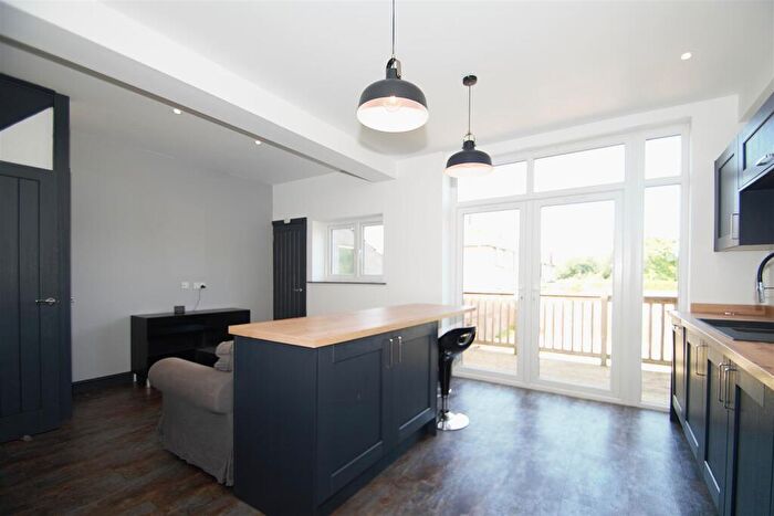4 Bedroom Terraced House To Rent In Southmead Road, Westbury-On-Trym, BS10