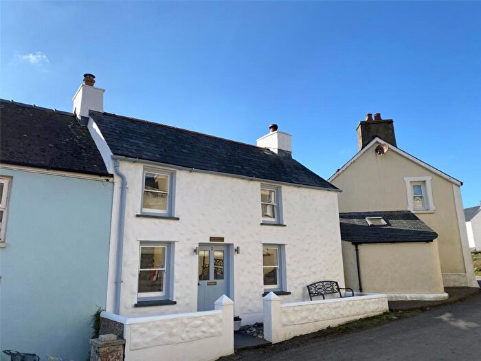 2 Bedroom End Of Terrace House For Sale In Ffordd Yr Afon, Trefin, Haverfordwest, Pembrokeshire, SA62