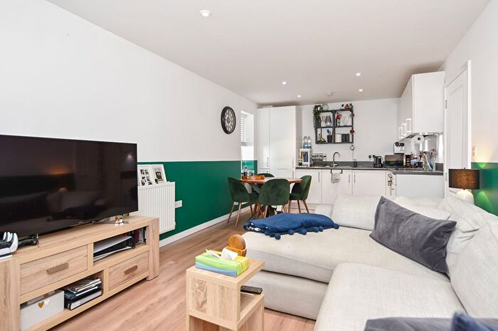 1 Bedroom Flat For Sale In Saxon Court, Smith Street, Shoebury Village, Essex, SS3