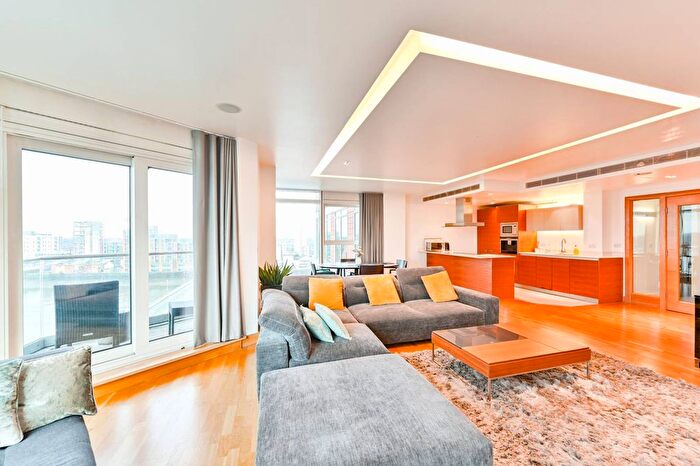 2 Bedroom Flat To Rent In Battersea Reach, Wandsworth, London, SW18