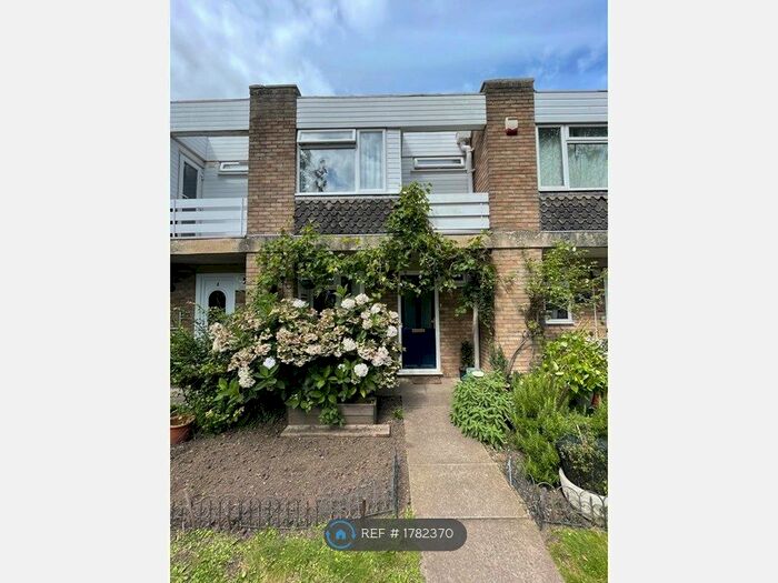 2 Bedroom Terraced House To Rent In The Firs, London, W5