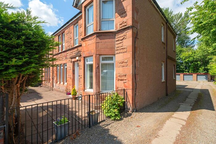3 Bedroom Flat For Sale In Hamilton Road, Motherwell, ML1