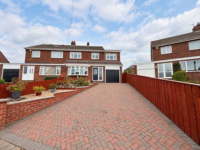 4 Bedroom Semi-Detached House For Sale In Carlton Crescent, Sunderland, SR3
