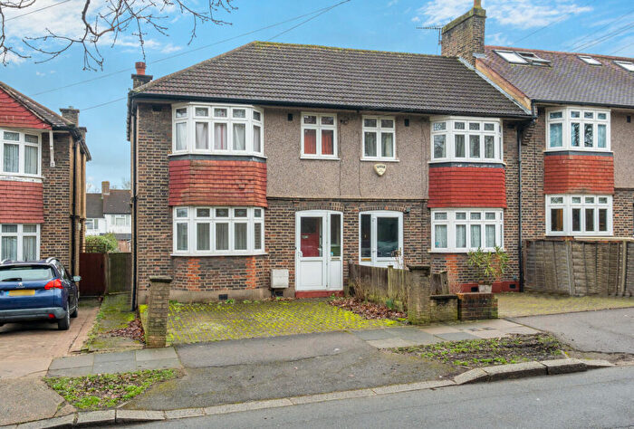 3 Bedroom End Of Terrace House For Sale In Shaldon Drive, Morden, SM4