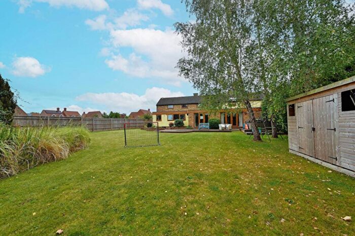 4 Bedroom Detached House For Sale In Aylesbury Road, Aston Clinton, Hemel Hempstead, Aylesbury, HP22
