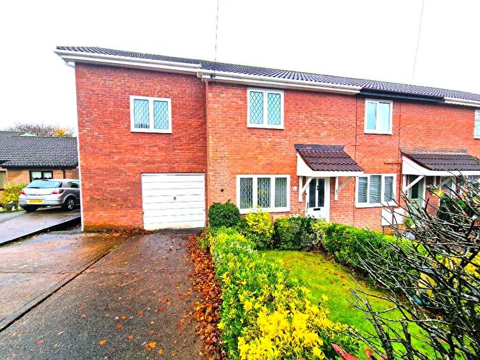 3 Bedroom Semi Detached House For Sale In Criccieth Close, Blackwood, Caerphilly (County Of), NP12