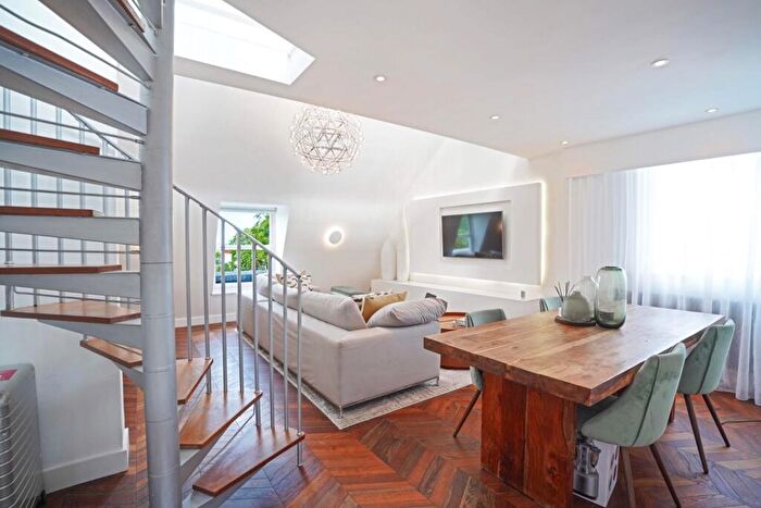 1 Bedroom Flat For Sale In Sydenham Hill, London, SE19