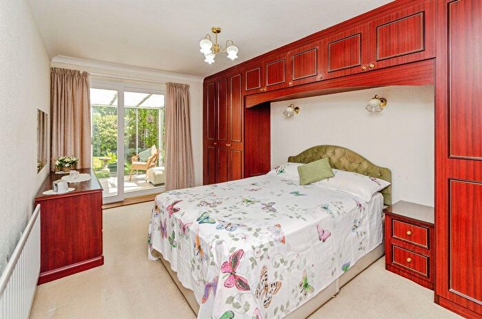 2 Bedroom Semi-Detached Bungalow For Sale In Belmont Avenue, Cannock, WS11