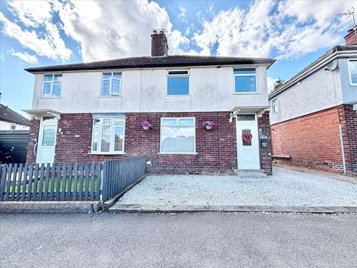 3 Bedroom Semi-Detached House For Sale In Woodland Avenue, Huthwaite, NG17