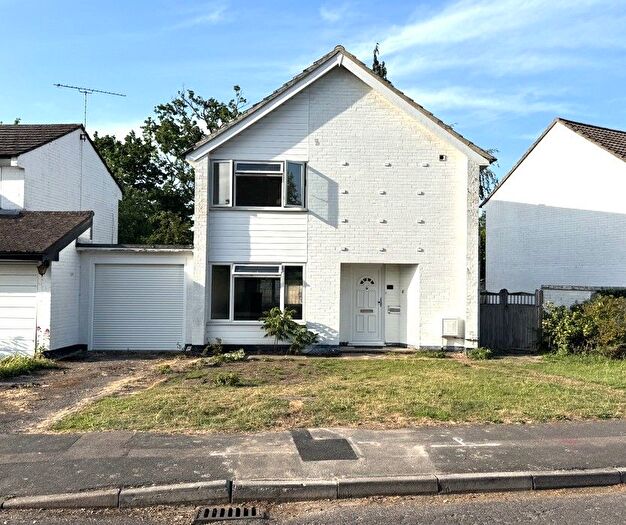3 Bedroom Detached House To Rent In Cobs Way, New Haw, KT15
