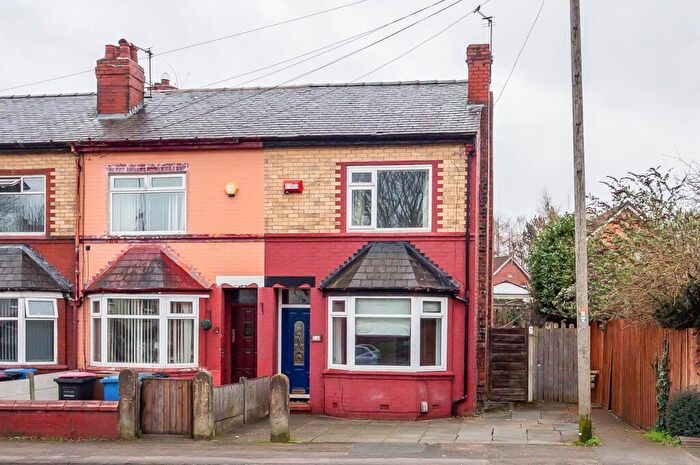 2 Bedroom End Of Terrace House For Sale In Liverpool Road, Irlam, Manchester, M44