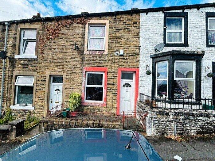 2 Bedroom Terraced House For Sale In North Street, Colne, Lancashire, BB8