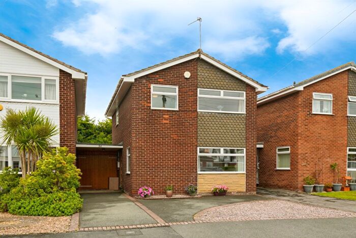 4 Bedroom Detached House For Sale In Frankby Close, Wirral, CH49