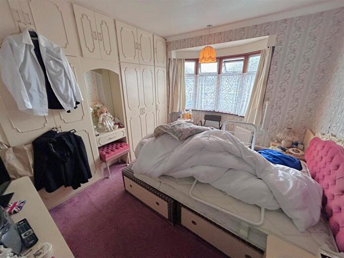 3 Bedroom House For Sale In Westfield Road, Brierley Hill, DY5