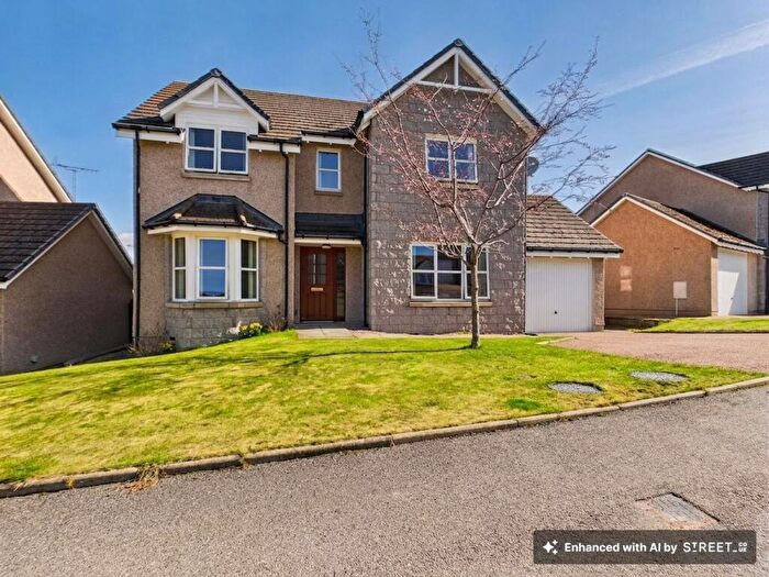 4 Bedroom Detached House For Sale In Strone Crescent, Alford, AB33