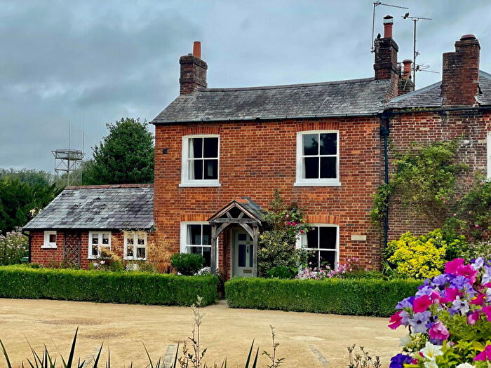 2 Bedroom Semi-Detached House To Rent In Winchester Street, Whitchurch, RG28