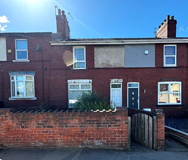 3 Bedroom Terraced House For Sale In Oakland Terrace, Edlington, Doncaster, DN12