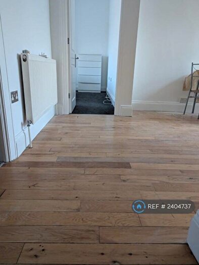 2 Bedroom Maisonette To Rent In Lynn Road, Ilford, IG2