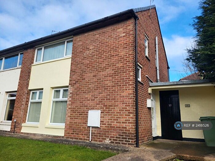 3 Bedroom Semi-Detached House To Rent In Dunn Road, Peterlee, SR8