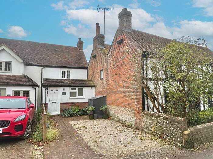 2 Bedroom Character Property To Rent In The Street, Poynings, BN45