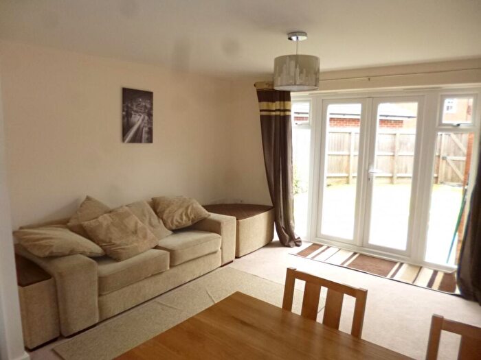 3 Bedroom Mews To Rent In Cartwright Way, Beeston, NG9