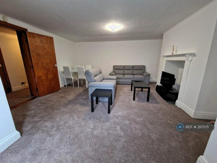 1 Bedroom Flat To Rent In Regent Park Terrace, Leeds, LS6