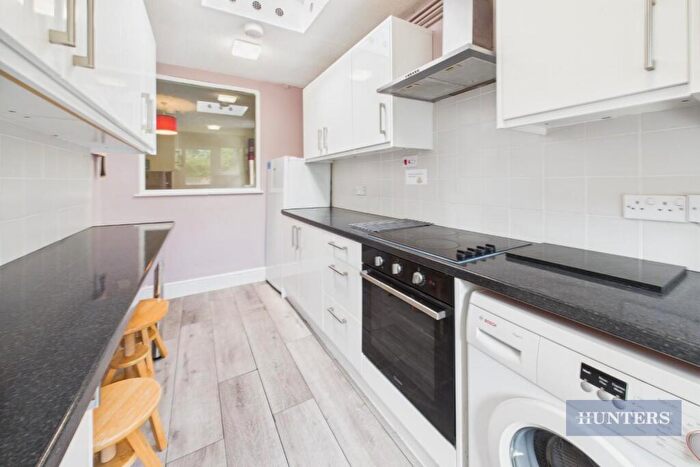 5 Bedroom Semi-Detached House To Rent In Osborne Road North - Student Property, SO17