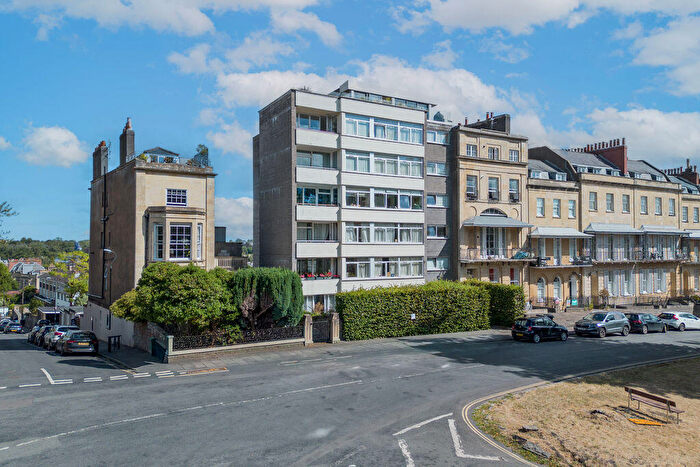 2 Bedroom Flat For Sale In Harley Place, Clifton, BS8