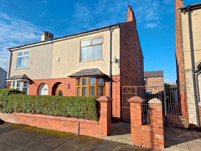 3 Bedroom Semi-Detached House To Rent In Holmfield Road, Fulwood, PR2