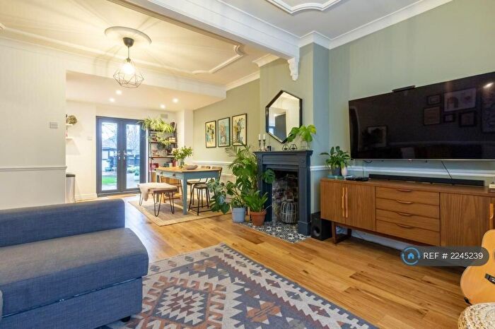 4 Bedroom Terraced House To Rent In Tilbrook Road, London, SE3