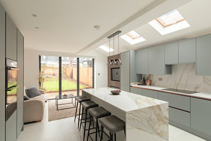 3 Bedroom Terraced House For Sale In Hatcham Park Road, New Cross, SE14