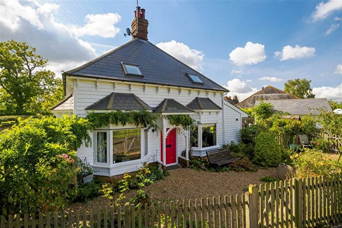4 Bedroom Detached House For Sale In Caine Grove, Five Oak Lane, Staplehurst, TN12